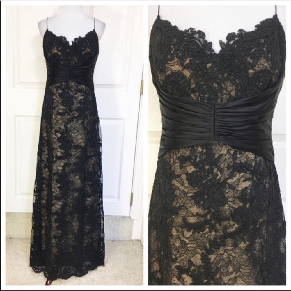 Badgley  Mischka Black lace gown